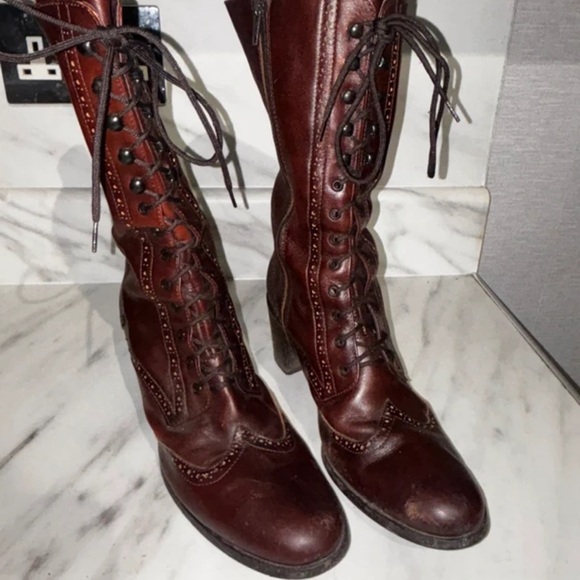 Styled In Italy Shoes - Chic Brown Lace-Up Boots for Women
